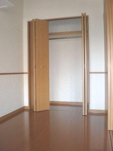 クリムゾン博多２