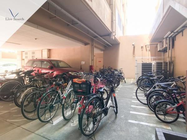 エムティースクエア吉塚駅前
