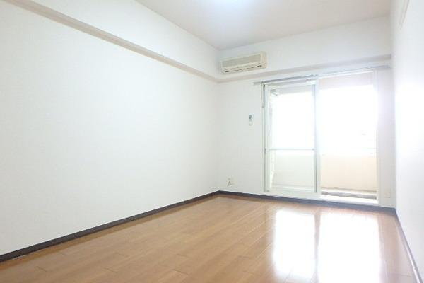 リファレンスリバーサイド