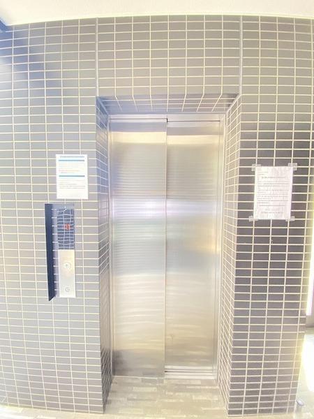 フロッソダリア博多駅前