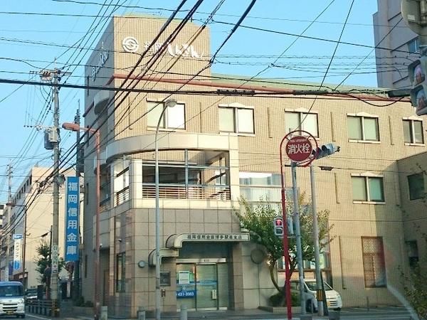 大島ビル(福岡信用金庫博多駅南支店)