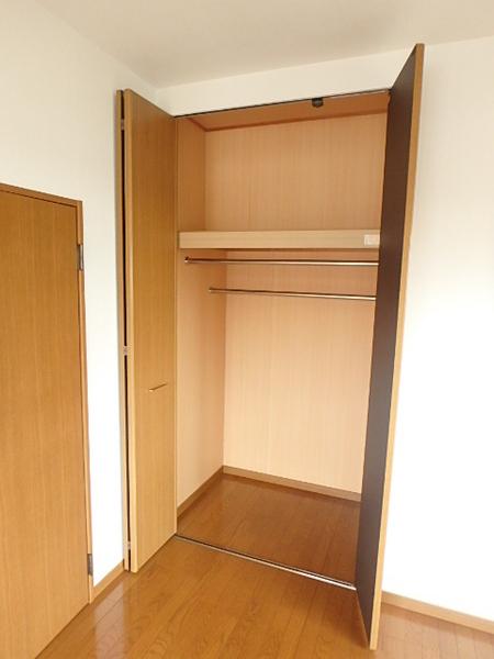 クレスティ空港前