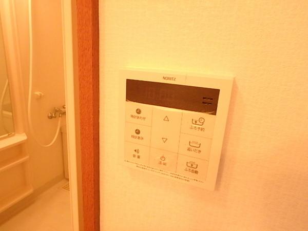 クレスティ空港前