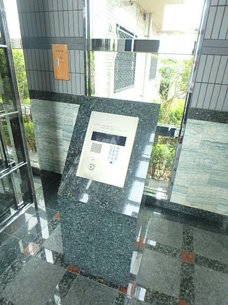 クレスティ空港前