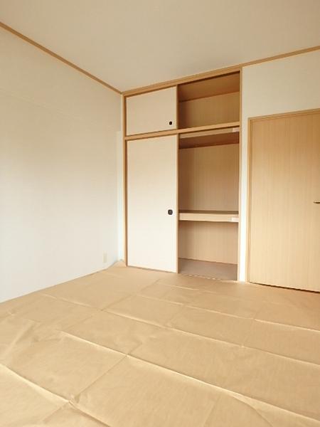 クレスティ空港前
