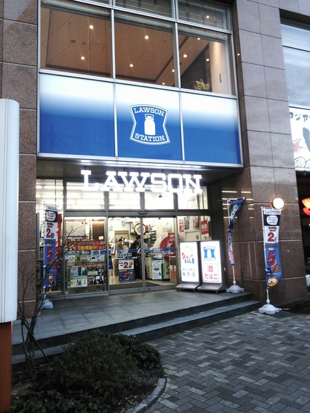 イル・グラッツィア博多駅前２(ローソン西鉄ホテルクルーム博多店)