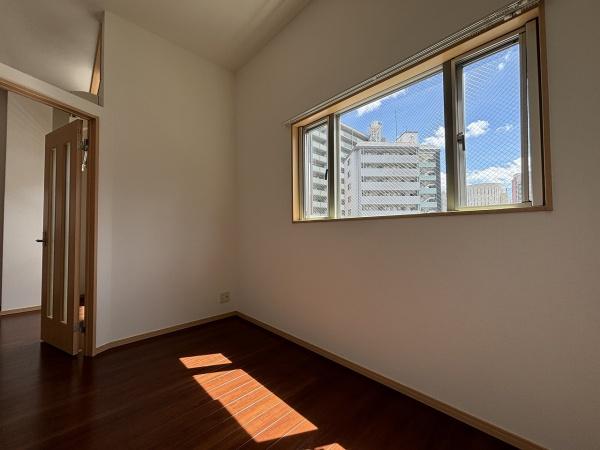 イル・グラッツィア博多駅前２