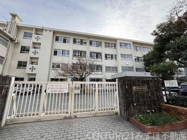 HakataStationSouth(福岡市立東住吉中学校)