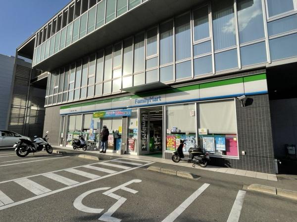 福岡市博多区上牟田１丁目のマンション(ファミリーマート博多上牟田一丁目店)