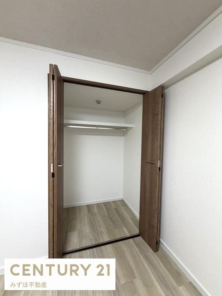 ニッシンビル