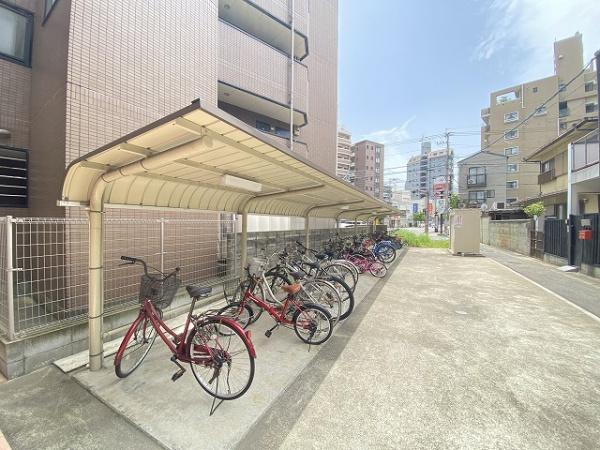 グラディート吉塚駅東