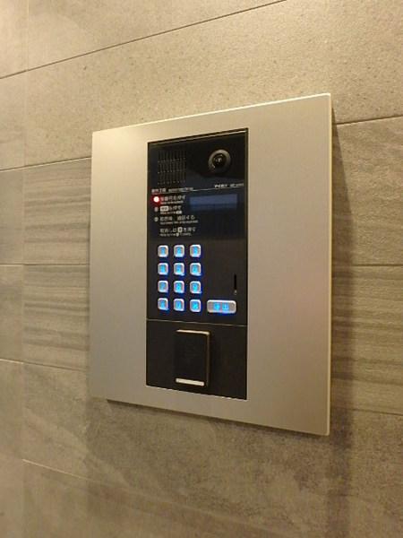 エルヴィータ駅南