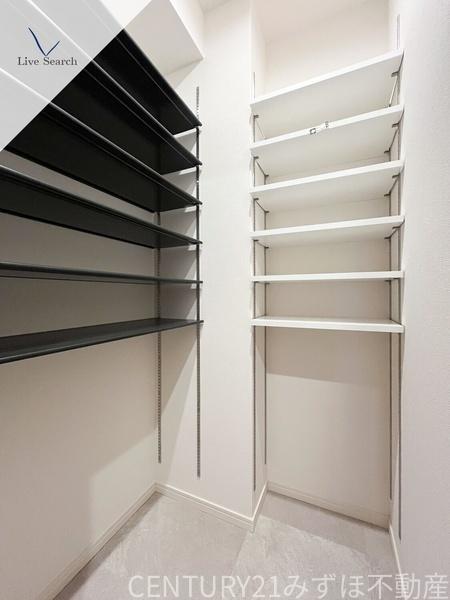 ラフィーネ博多南(玄関)