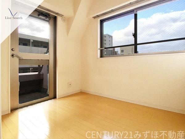 ドリームライフ博多駅南(洋室)