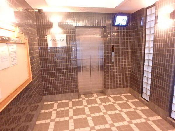 アリビオ百年橋通り