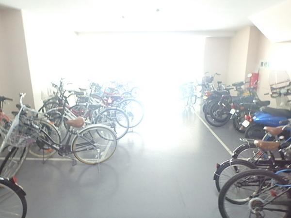 アリビオ百年橋通り