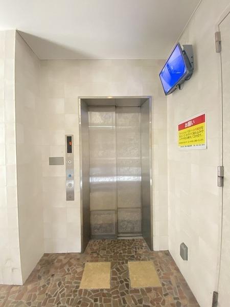 ルッシェ竹下駅前