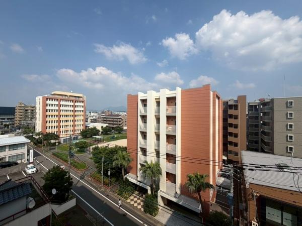ネストピア東比恵駅前4