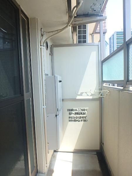 マンション花房