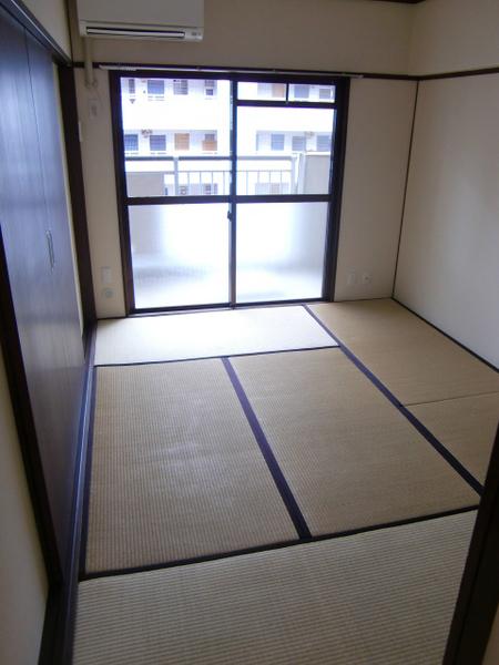 ファーストいずみビル