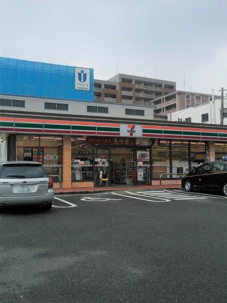 QREST博多東１(セブンイレブン博多榎田1丁目店)
