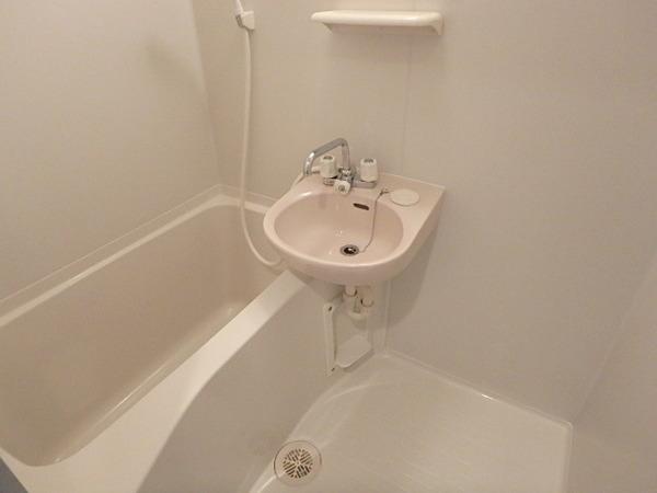 リファレンス県庁口