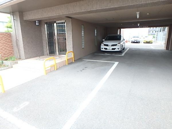 フローレス東比恵