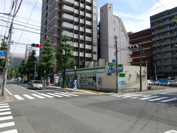 リーブル博多駅前(ファミリーマート博多出来町公園前店)