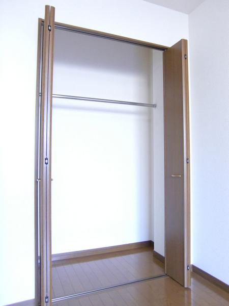 アンプルールフェール18