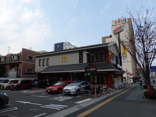 アリビオ百年橋通り(マクドナルド福岡日赤通り店)
