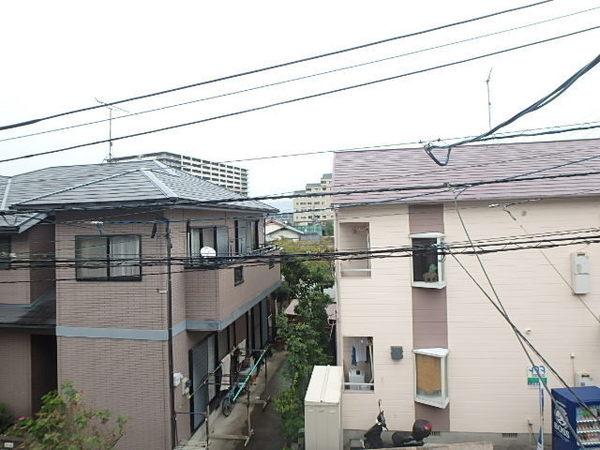 マーキーズ空港前