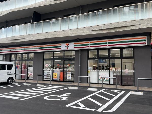 イルミオポスト(セブンイレブン博多駅南3丁目店)