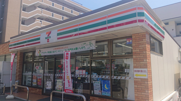 モダンパラッツォ博多sur(セブンイレブン福岡大楠1丁目店)