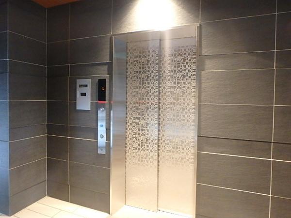 ザ・クロスメント