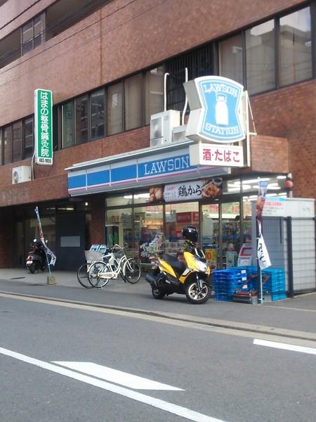 イクシオン美野島(ローソン美野島一丁目店)