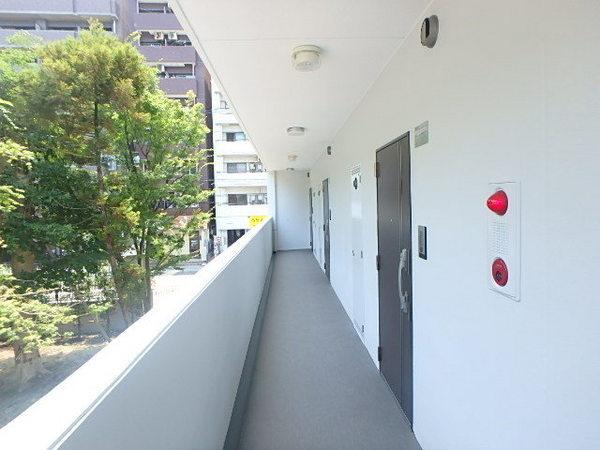 Legend大学通り