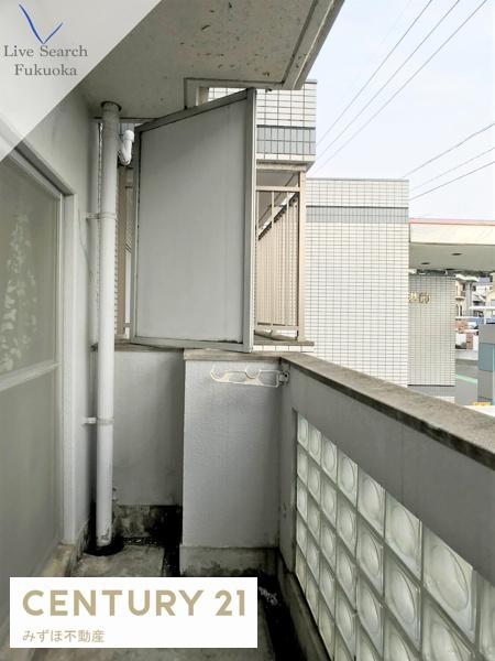 リュミエール空港前