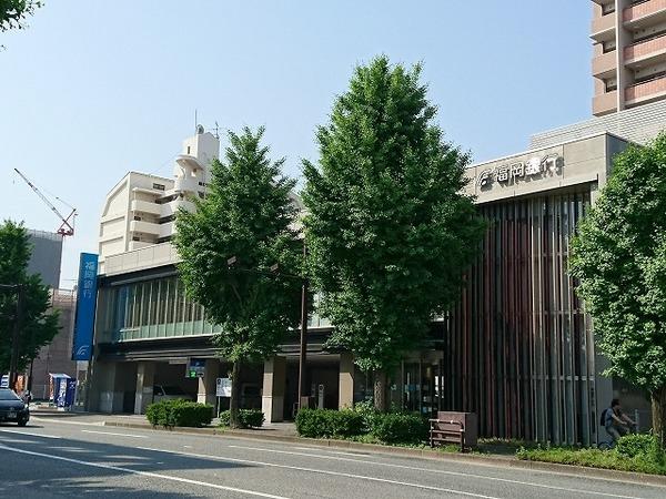 ファーストいずみビル(福岡銀行筑紫通支店)