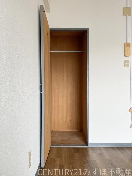 リュミエール空港前