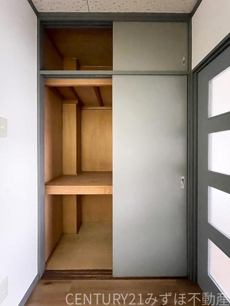 リュミエール空港前