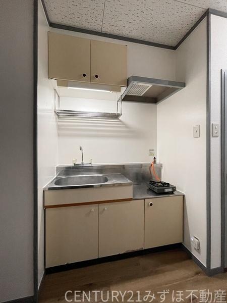 リュミエール空港前