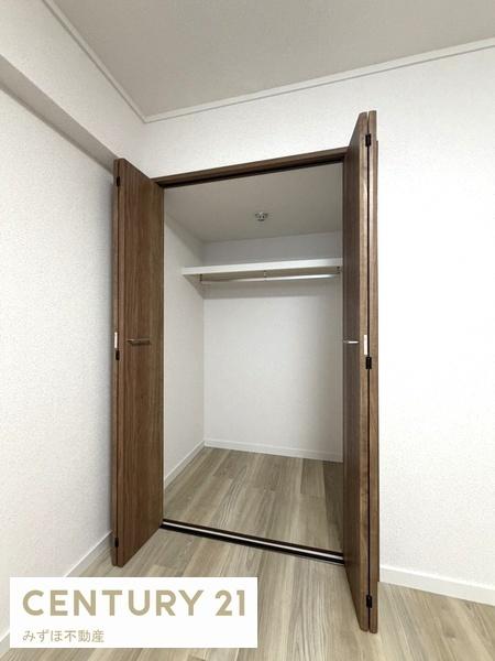 ニッシンビル