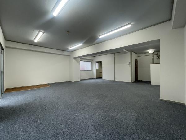 興栄マンション博多