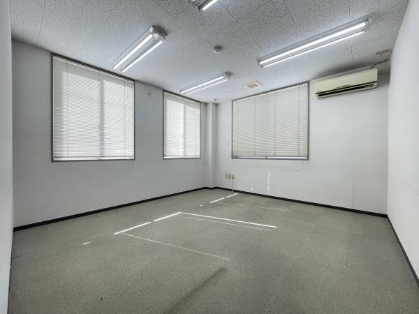 ユース福岡ビル