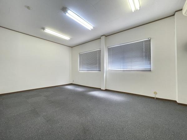 福岡市博多区山王１丁目の倉庫
