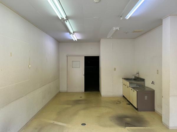 福岡市博多区山王１丁目の倉庫