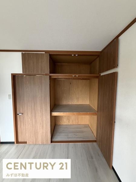 ラックビレッジ