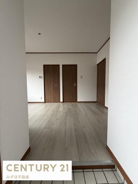 ラックビレッジ