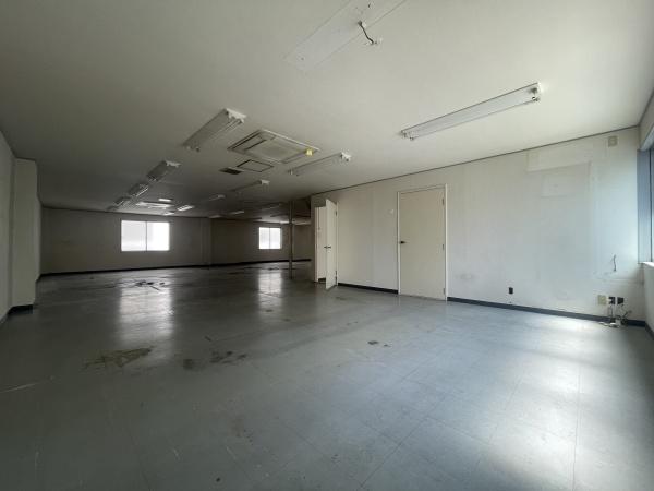 荒木駅南３倉庫（２スパン一括）