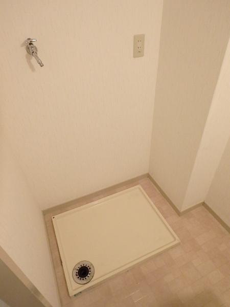 ニッシンビル